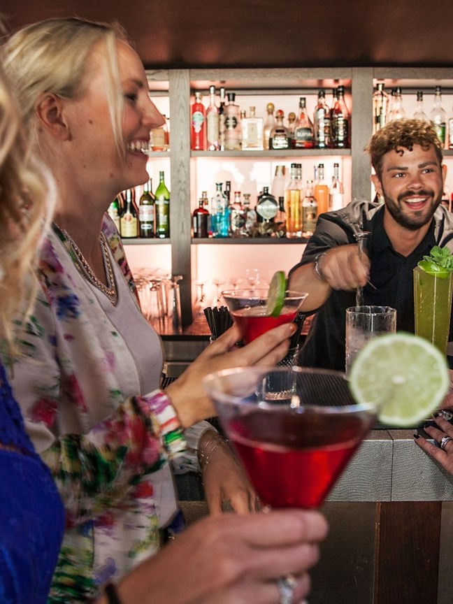bartender.jpg
